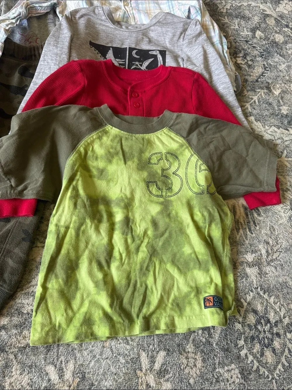OshKosh Bgosh includes sweatpants